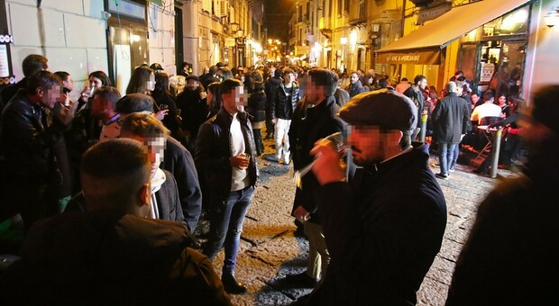 Movida violenta a Napoli: raid della babygang, turisti americani feriti
