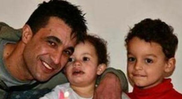 Bolzano, padre tunisino scappato con i figli, ancora nessuna traccia: si teme voglia portarli in Tunisia