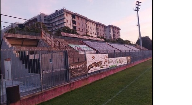 La politica alza i toni sullo stadio: «La gradinata del Mancini deve essere ricostruita»