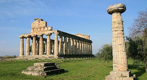 Parcheo Archeologico di Paestum, il Comune di Controne adotta la cinta muraria