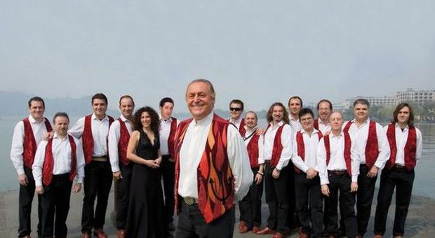 Macerata, Musicultura e opera, doppio anniversario festa con il concerto evento di Renzo Arbore