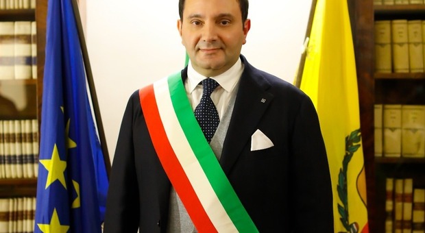 Il sindaco di Afragola Antonio Pannone