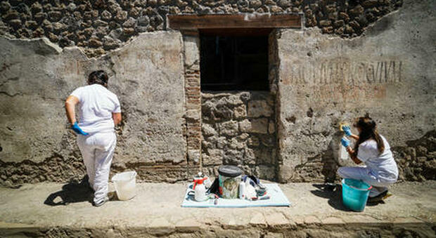 Pompei: tornano i furti, rubato chiusino in marmo dalla "domus di Sirico"