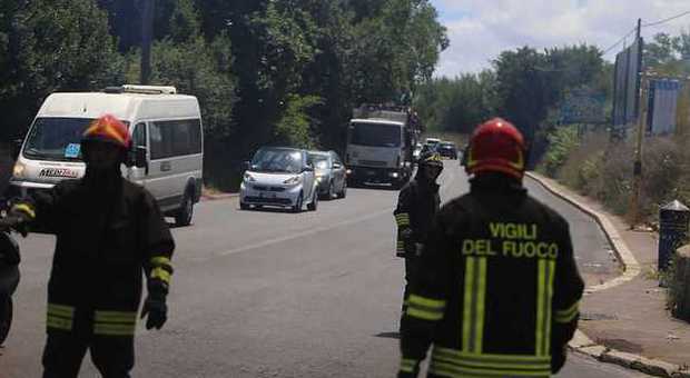 Milano, mansarda va a fuoco: un morto e due intossicati