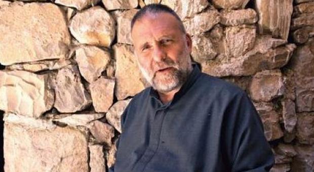 Italiani rapiti: pressing per i religiosi Dall’Oglio e Maccalli. Il gesuita preso a Raqqa sette anni fa, l’altro missionario sequestrato in Niger