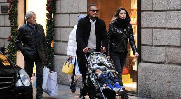 Melissa Satta e Kevin-Prince Boateng, shopping con il piccolo Maddox