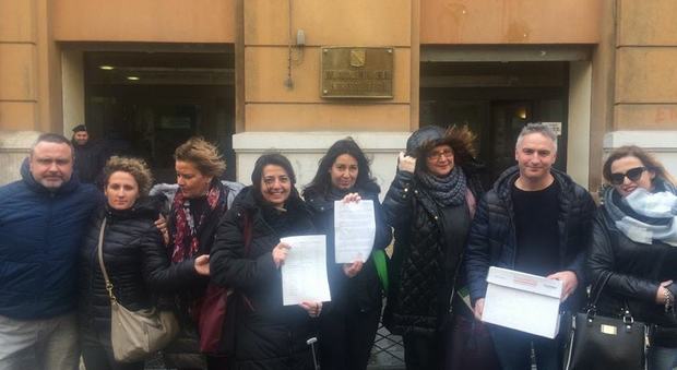 Napoli, ottomila firme per il Policlinico II: Viggiani in Regione coi precari storici