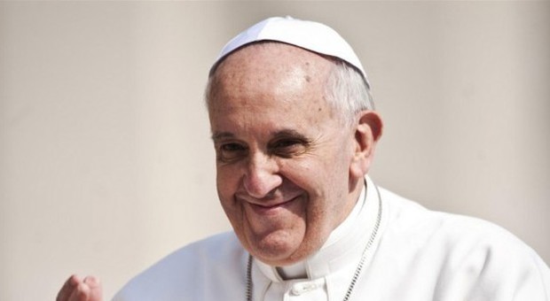 Papa Francesco: "Alcune donne sono isteriche, perdonatemi se sono un po' femminista..."