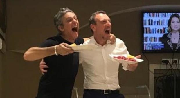 Sanremo 2020, Fiorello e Amadeus festeggiano così. Il messaggio di "Ciuri" all'amico non lascia dubbi