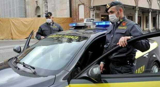 Caserta, 63 arresti oggi: maxi riciclaggio da cento milioni di euro