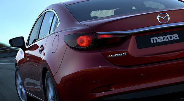 Un dettaglio della nuova Mazda6 che sarà esposta a fine agosto al salone di Mosca