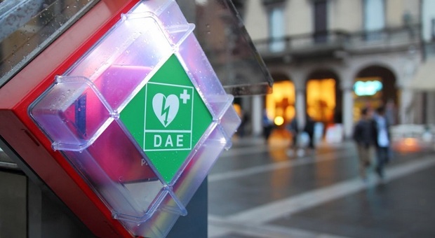 Paesi più sicuri con i nuovi defibrillatori: il bando della Fondazione Varrone