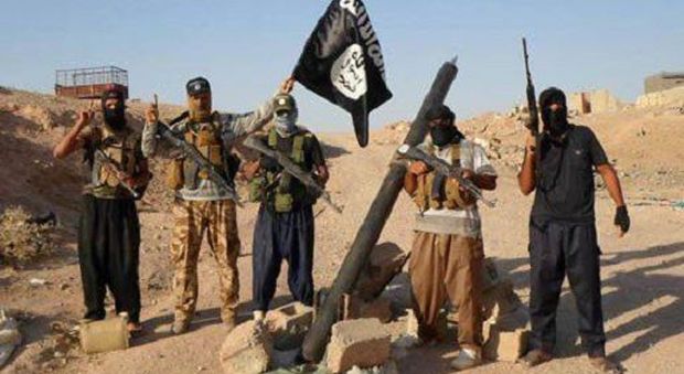 Iraq, 67 jihadisti uccisi in un raid aereo a Mosul