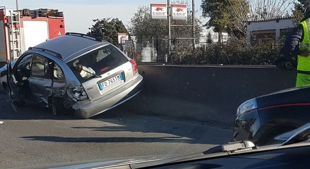 Roma, incidente sulla Pontina: traffico bloccato in direzione Roma