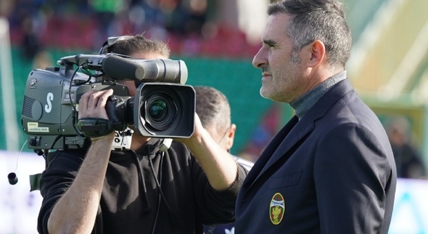 Lucarelli: "Serie A e playoff ora non sono l'obiettivo della Ternana, cinque partite per non metterci nei guai, poi si vedrà"