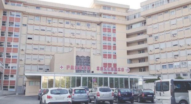 Antiassenteismo: blitz dei Nas nell'ospedale Vito Fazzi