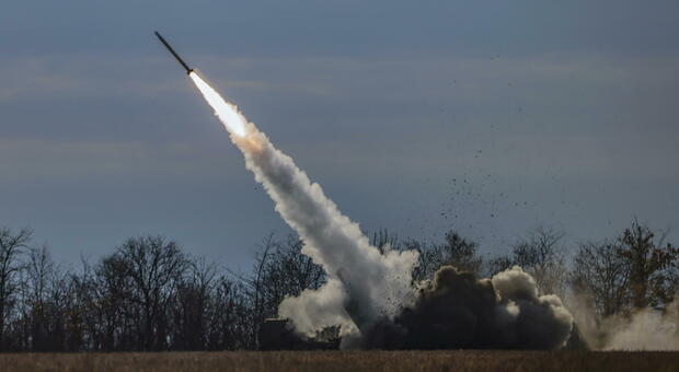 I missili Atacms arrivano in Ucraina, ecco come possono spezzare le linee di Mosca in Crimea