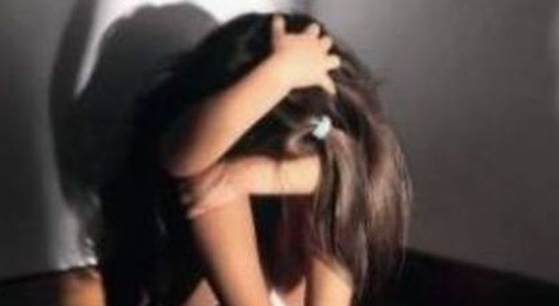 Sedicenne stuprata da 33 uomini: il video pubblicato online
