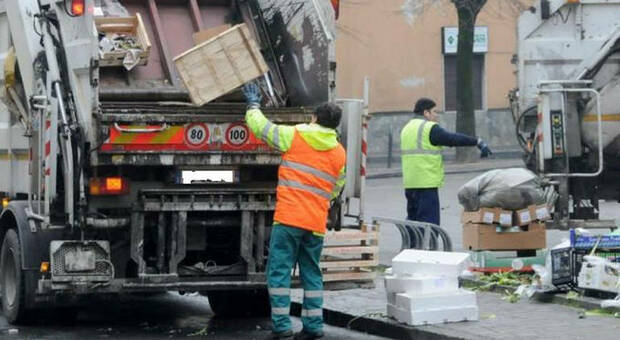 La raccolta dei rifiuti a Fermo, Macerata e Ascoli costa meno