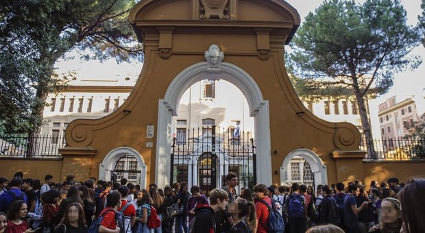 immagine Scuola, oggi il ritorno sui banchi per otto milioni di studenti