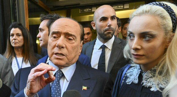 Bomba Berlusconi sulle consultazioni: «Guerra colpa della resistenza ucraina»