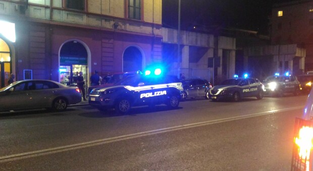 Le pattuglie della polizia sulla Flaminia ad Ancona