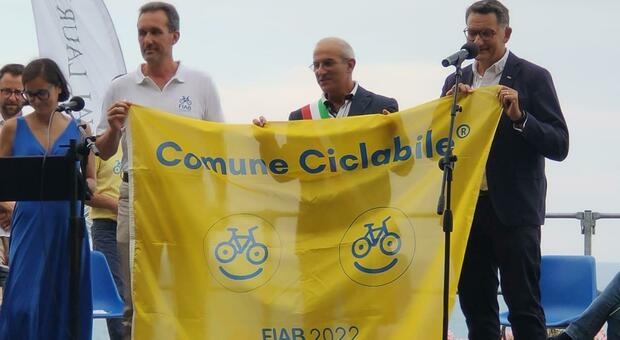 San Benedetto ha ottenuto la Bandiera gialla delle città ciclabili