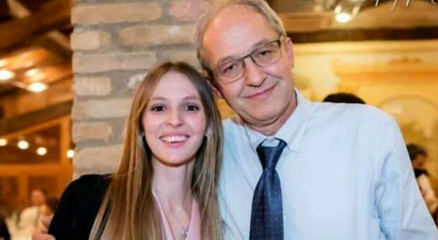 Giulia morta a 26 anni dopo un malore in palestra: era la figlia di un sindaco nel Mantovano