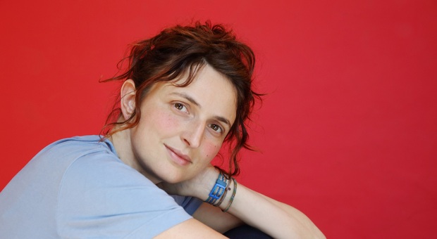 Alba Rohrwacher riceve il premio "Settima musa" al Lucca Film Festival