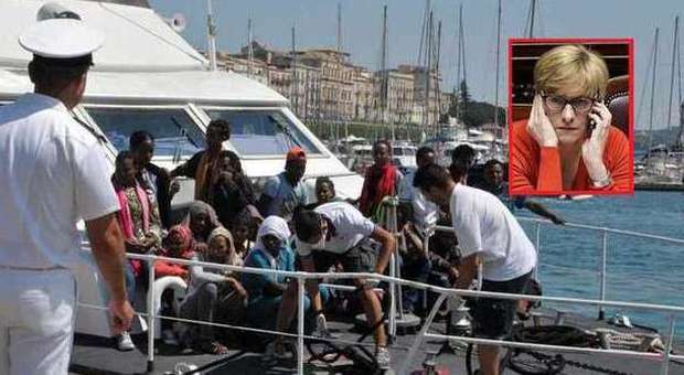 Le interviste del Mattino | Pinotti: «L'Italia paga da sola, i migranti sono un problema europeo»