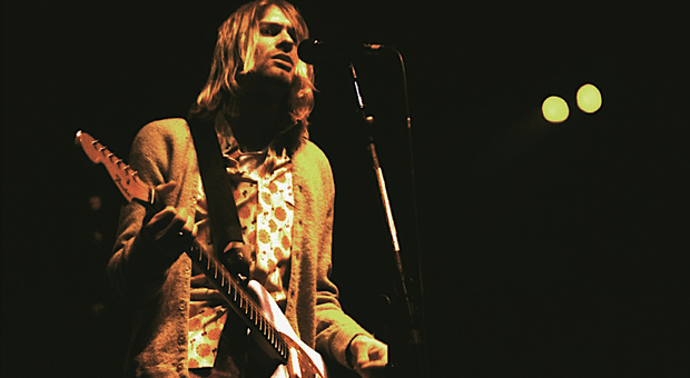 Kurt Cobain, i suoi jeans Levi's venduti all'asta a trent'anni dalla morte: la cifra esorbitante