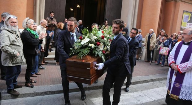 Bologna dice addio a Guazzaloca