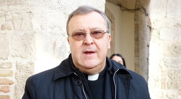Coronavirus, sacerdoti a rischio contagio Il vescovo di Teramo: fate attenzione