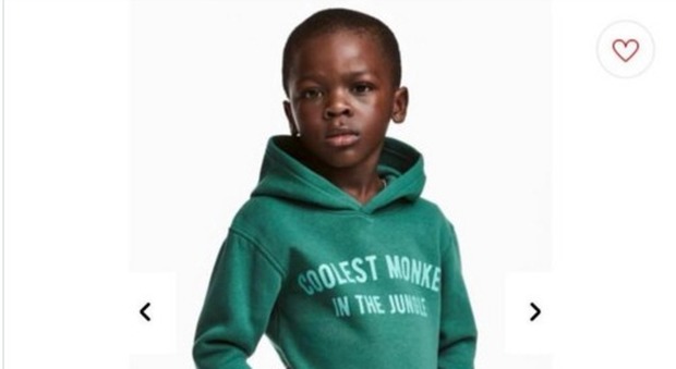 H&M e la pubblicità razzista, parla la mamma del bimbo: "Niente razzismo, tutta ipocrisia la vostra"