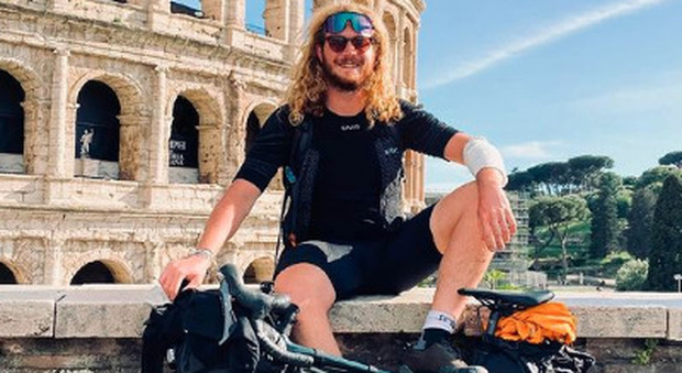 Gianluca Cocquio, da Milano alla Sicilia in bicicletta