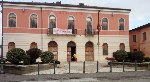 Il municipio di Villanova del Ghebbo