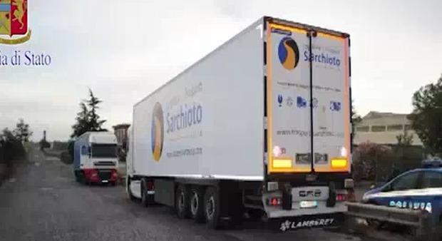 Roma, scoperti 80 mila euro di merce rubata: denunciato camionista