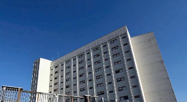 Detenuti declassati per lavorare nelle coop: l'ex direttore indagato per falso