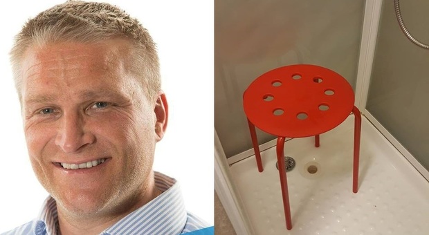 Testicolo incastrato nella sedia coi buchi, la risposta di Ikea su Fb
