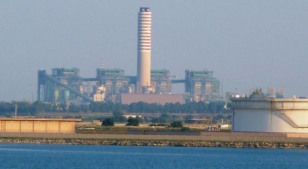 Conversione a gas delle centrali: «Per Enel serve la Via, mentre A2A si fermi»