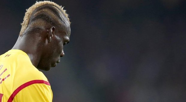 Balotelli sempre più giù: squalifica e multa per il post razzista su Instagram