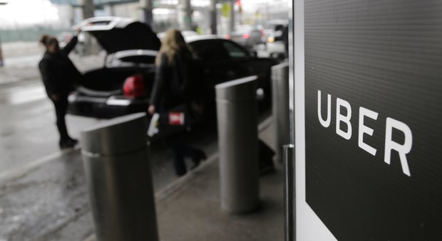 Uber, a New York le auto nere sono più dei taxi: corse triplicate in un anno