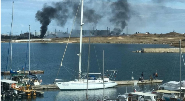 Sebastopoli, base attaccata da 9 droni ucraini. Kiev: «Colpite 4 navi». Mosca: «Terrorismo». Russia «sospende» l'accordo sul grano