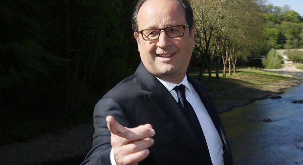 Francia, Hollande: voterò per Macron