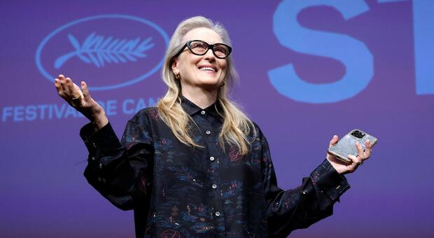 Meryl Streep in cattedra a Cannes: «Donne, non arrendiamoci. Con Redford shampoo sexy»