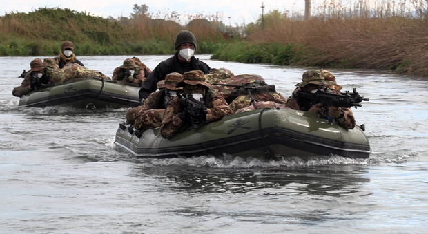 Sermoneta: conclusa l'esercitazione anfibia "Blu River 2021", impegnati 50 militari del 17° reggimento Sforzesca