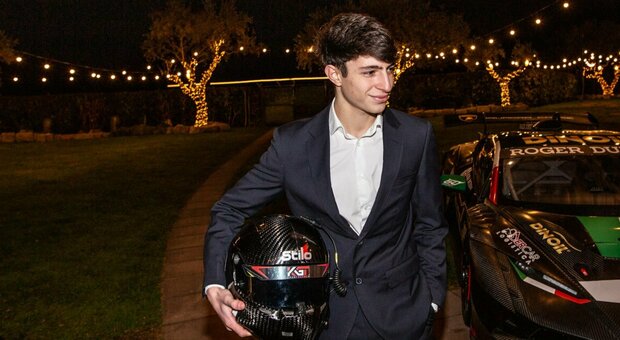 Riccardo Ianniello, il più giovane pilota di GT in Europa alla festa organizzata per lui alla Domus di San Sebastiano