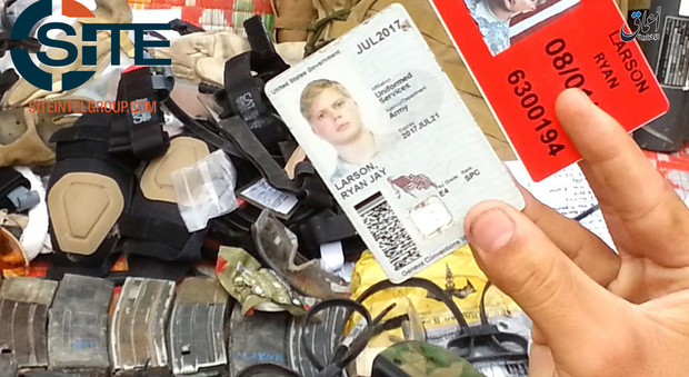 Isis pubblica foto di equipaggiamento rubato a soldati americani