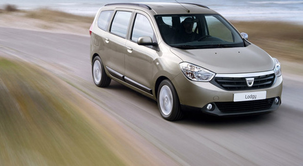 Dacia Lodgy, il tesoro Renault: una vera Mpv a meno di 10 mila euro