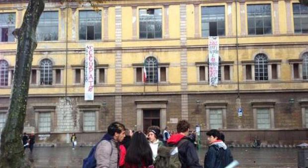 Un liceo occupato a Lucca